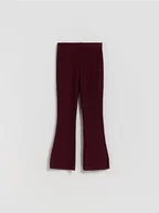 Spodnie i spodenki dla dziewczynek - Reserved - Prążkowane spodnie flare - mahoniowy - miniaturka - grafika 1