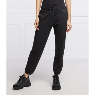 UGG Spodnie dresowe DANIELLa | Relaxed fit | regular waist - Dresy damskie - miniaturka - grafika 1