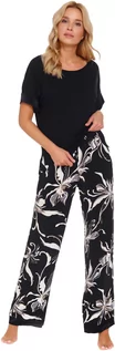 Piżamy damskie - Czarna piżama z wiskozy w kwiaty Doctor Nap - grafika 1