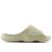 Klapki i japonki męskie - Klapki New Balance SUFHUPC3 - beżowe - miniaturka - grafika 1