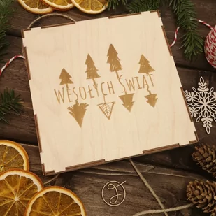 Świąteczne pudełko - duże, różne wzory - Ozdoby bożonarodzeniowe - miniaturka - grafika 1