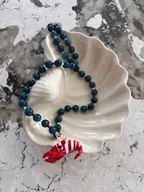 Naszyjniki - Duża krewetka i niebieskie kamienie - miniaturka - grafika 1