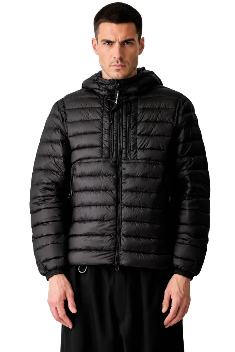 C.P. COMPANY Czarna męska kurtka puchowa MEDIUM JACKET M