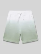 Spodnie i spodenki dla chłopców - Szorty z dzianiny dresowej o kroju regular fit z wpuszczanymi kieszeniami model ‘HAKKI’ - miniaturka - grafika 1