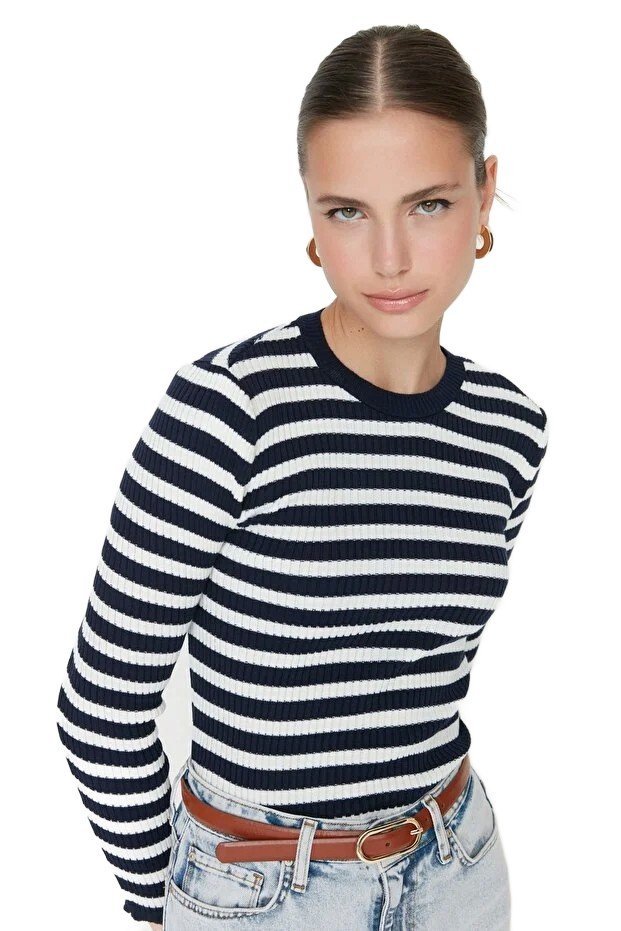 TRENDYOL SWETER DAMSKI W PASKI DOPASOWANY DŁUGI RĘKAW M 5EA*