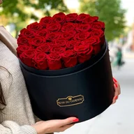Sztuczne kwiaty - Czerwone Wieczne Róże Czarny Mega Flowerbox - miniaturka - grafika 1