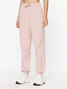 Fila Spodnie dresowe FAW0559 Różowy Relaxed Fit - Spodnie sportowe damskie - miniaturka - grafika 1