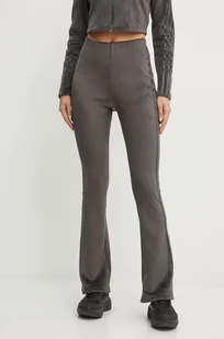 adidas Originals spodnie dresowe Femme Galore Rib Flared Legging kolor szary gładkie JN3024 - Spodnie damskie - miniaturka - grafika 1