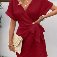 Sukienki - TEMU Elegancka sukienka damskiego typu V z dekoltem i bez rękawów z detalami w pasie - jednokolorowa beżowa, z marszczonymi przodami, swobodny design - miniaturka - grafika 1