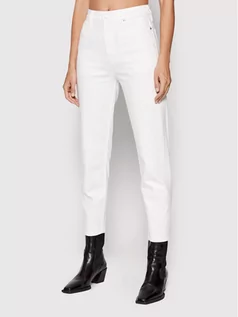 Spodnie damskie - Calvin Klein Jeansy Shine K20K203570 Biały Mom Fit - grafika 1