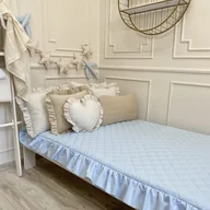 Koce i narzuty dla dzieci - PIKOWANA NARZUTA 90x200cm NIEBIESKA Z FALBANĄ - miniaturka - grafika 1