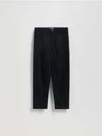 Spodnie i spodenki dla chłopców - Reserved - Jeansy Carrot - czarny - miniaturka - grafika 1