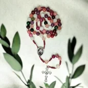 Różańce - Różaniec Maryi Wniebowziętej - miniaturka - grafika 1
