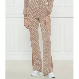 GUESS Spodnie dzianinowe LISE 4G flare fit - Spodnie damskie - miniaturka - grafika 1