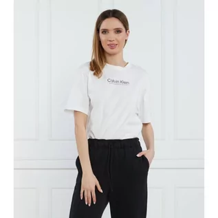 Koszulki i topy damskie - Calvin Klein T-shirt COORDINATES LOGO GRAPHIC T-SHIRT | Regular Fit - grafika 1