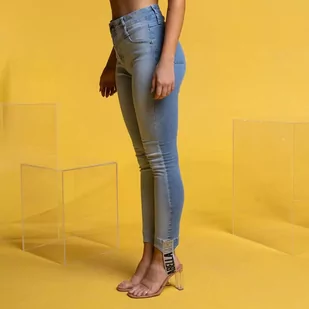 Jeansy damskie LABELLAMAFIA PANTS TWO DENIM - Spodnie damskie - miniaturka - grafika 3