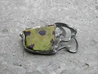 Broszki - Surowy atlantysyt - broszka - miniaturka - grafika 1