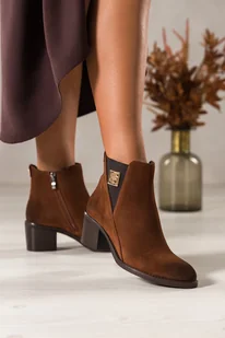 Kasztanowe botki skórzane damskie na szerokim słupku w cholewce guma ze złotą ozdobą PRODUKT POLSKI Casu 8869 - Botki damskie - miniaturka - grafika 1