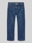 Spodnie i spodenki dla chłopców - Jeansy o kroju regular fit z 5 kieszeniami - miniaturka - grafika 1