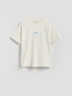 Koszulki dla chłopców - Reserved - Bawełniany t-shirt oversize - złamana biel - miniaturka - grafika 1