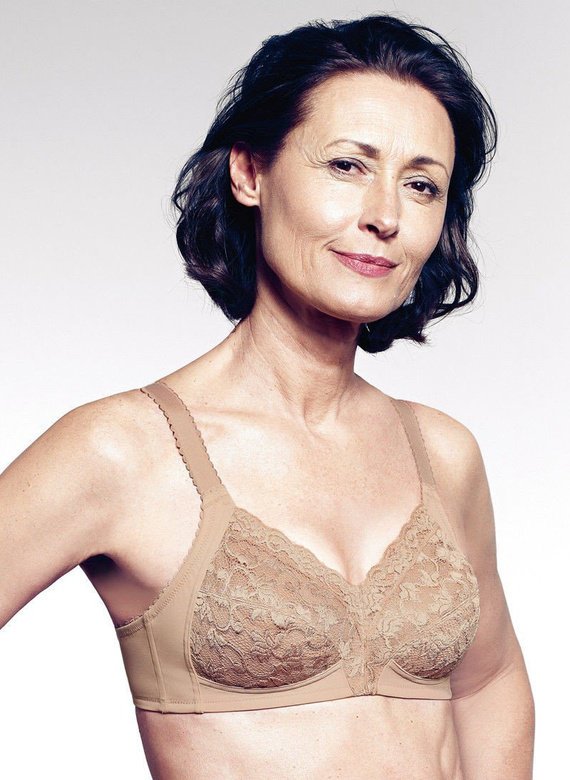 Biustonosz miękki bez fiszbin Triumph Delicate Doreen N-95C