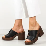 Klapki i japonki damskie - Czarne klapki damskie Vinceza 17308 - miniaturka - grafika 1