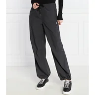 Spodnie damskie - Juicy Couture Spodnie AYLA PARACHUTE | Oversize fit - miniaturka - grafika 1
