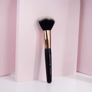 Brushworks Blush Brush - pędzel do różu - Pędzle do makijażu - miniaturka - grafika 2