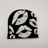 Czapki i chusty sportowe męskie - TEMU Y2K Hip-Hopowa Czapka Bez z Czerwonym Nadrukiem Ust - Dzianinowa, Idealna na Narty, Rower, Aktywności na Zewnątrz - Uniseksowa Zimowa Sportowa i - miniaturka - grafika 1