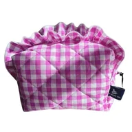 Kosmetyczki, organizery i kuferki - The Royal Bee, Kosmetyczka LILI z falbanką - Różowa - miniaturka - grafika 1