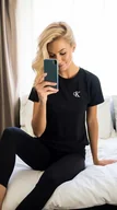 Koszulki i topy damskie - Koszulka Damska T-shirt Calvin Klein CK wyprzedaż Hit DLA NIEJ XS - miniaturka - grafika 1