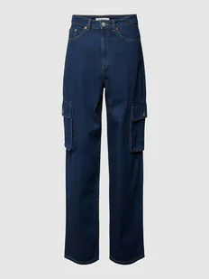 Jeansy o kroju baggy fit z kieszeniami cargo - Spodnie damskie - miniaturka - grafika 1