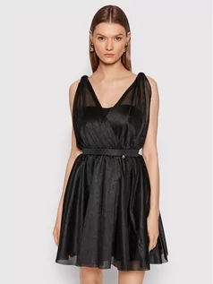 Sukienki - Rinascimento Sukienka koktajlowa CFC0106717003 Czarny Regular Fit - grafika 1