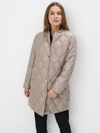 Płaszcze damskie - Mohito - Pikowany beżowy płaszcz - beżowy - miniaturka - grafika 1