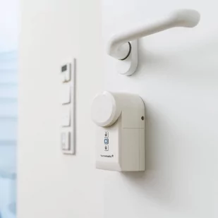 Homematic IP Starter Set zamek drzwi - Systemy inteligentnych domów - miniaturka - grafika 2