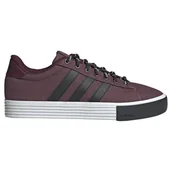 Piłka nożna - adidas Unisex dziecięce codzienne 4.0 niepiłkarskie niskie buty, Bordowy rdzeń czarny chmura biały, 38 2/3 EU - miniaturka - grafika 1