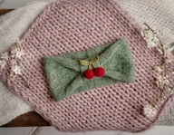 Czapki dla dzieci - Opaska z wisienką zielona - miniaturka - grafika 1