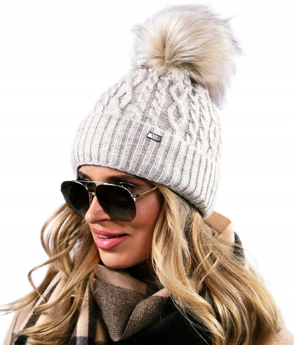 Damska CZAPKA zimowa z pomponem na polarze Ciepła czapka pod choinkę