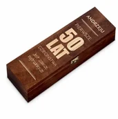 Zestawy do wina - Skrzynka ciemna na wino z grawerem dla niego na 50 urodziny - miniaturka - grafika 1