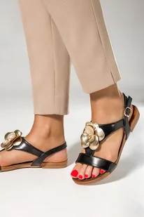 Czarne sandały z kwiatem damskie płaskie Casu K24X3-B-40 - Sandały damskie - miniaturka - grafika 1