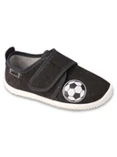 Kapcie damskie - Chłopięce kapcie piłka czarne Befado - miniaturka - grafika 1