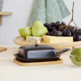 Maselniczka FINCAN ceramiczna z bambusową podstawką czarna 22 cm HOMLA - Pozostałe akcesoria kuchenne - miniaturka - grafika 1