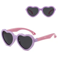 Okulary przeciwsłoneczne - Dziecięce 2-4 lata gumowe okulary przeciwsłoneczne polaryzacyjne serce POL-JR-65B fiolet/róż - miniaturka - grafika 1