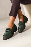 Mokasyny damskie - Zielone mokasyny skórzane damskie Sergio Leone na bieżnikowanej podeszwie czarna ozdoba na cholewce NP74833-H - miniaturka - grafika 1