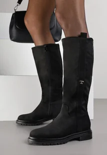 Czarne Eleganckie Kozaki Oficerki z Imitacji Zamszu Zdobione Aplikacją Salissana - Kozaki damskie - miniaturka - grafika 1