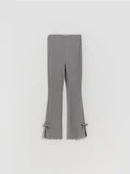 Spodnie i spodenki dla dziewczynek - Reserved - Prążkowane spodnie z kokardkami - ciemnoszary - miniaturka - grafika 1