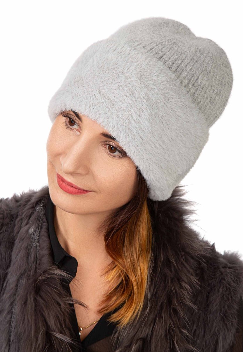 Czapka zimowa damska szara