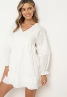 Sukienki - Biała Bawełniana Sukienka Boho z Haftowanej Tkaniny Ozdobiona Guzikami Elalee - miniaturka - grafika 1