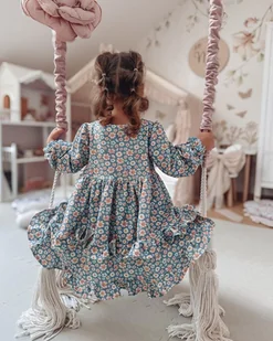 Sukienka Niebieskie Marzenie - Sukienki i spódniczki dla dziewczynek - miniaturka - grafika 1