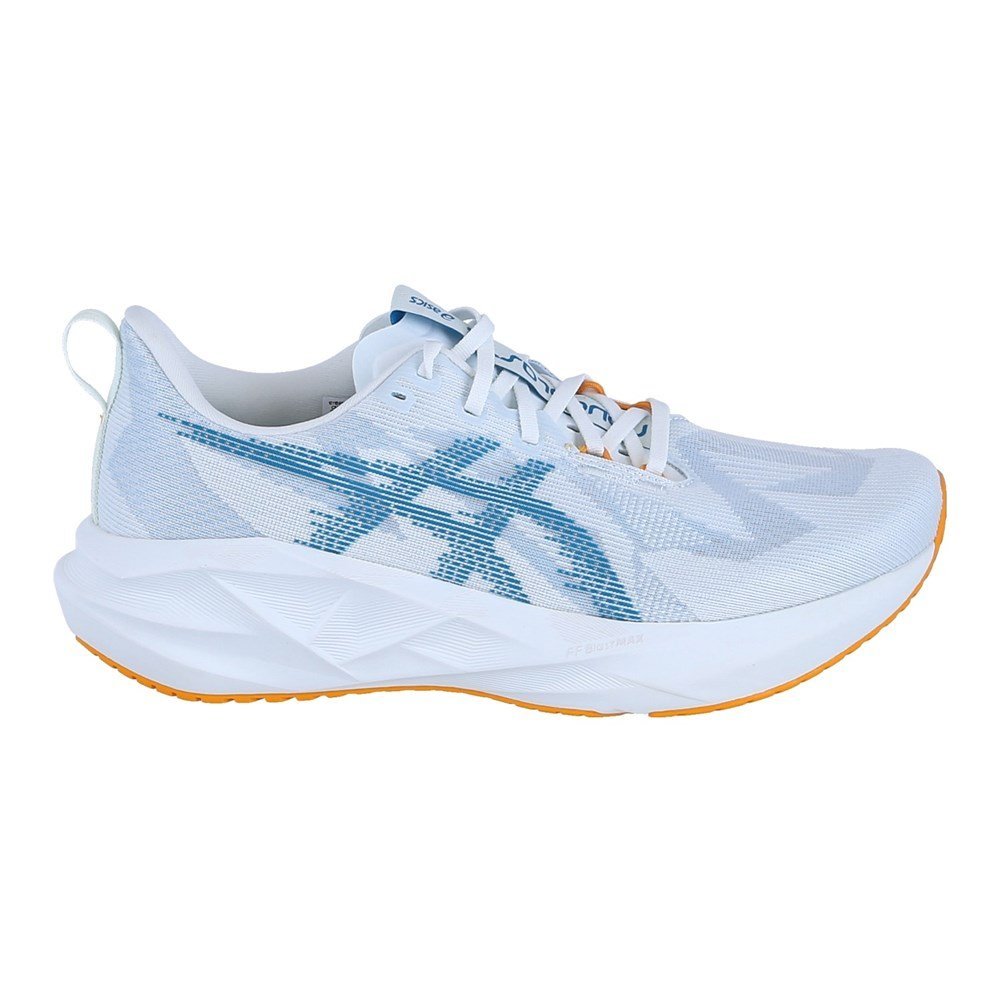 Buty Asics Novablast 5 1011B974407